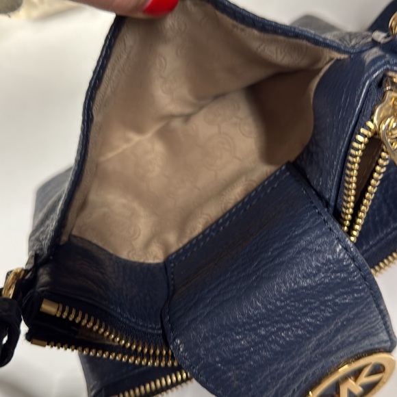 MK cross body - Picture 5 of 6